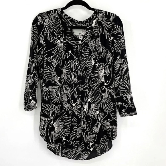 Maeve Anthropologie Size 4 Black Birds Allover Print Top Button Front 3/4 Sleeve - Picture 1 of 12